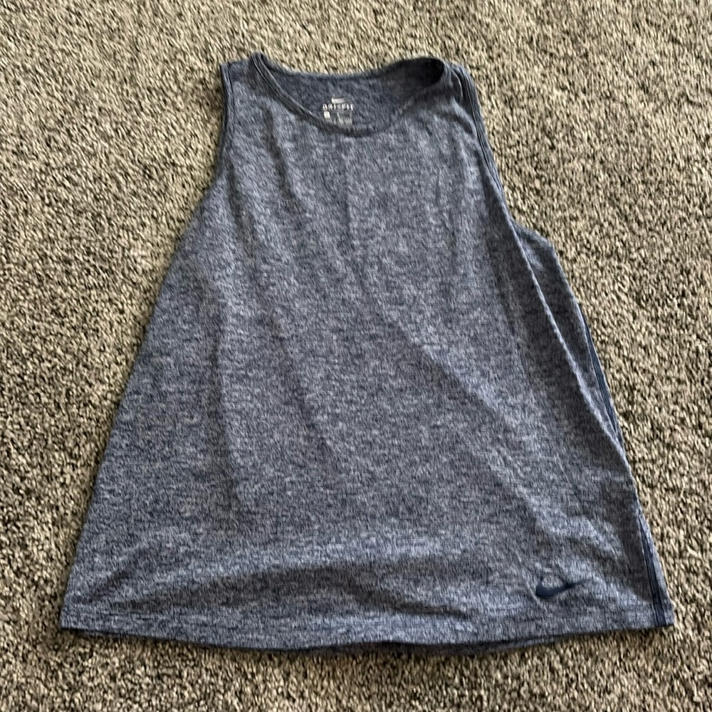 Women’s Nike tank top. Size medium. Navy